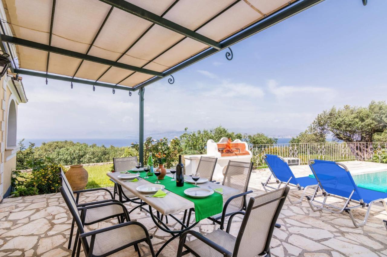 Villa Vingla By Villa Plus Kassiopi Extérieur photo