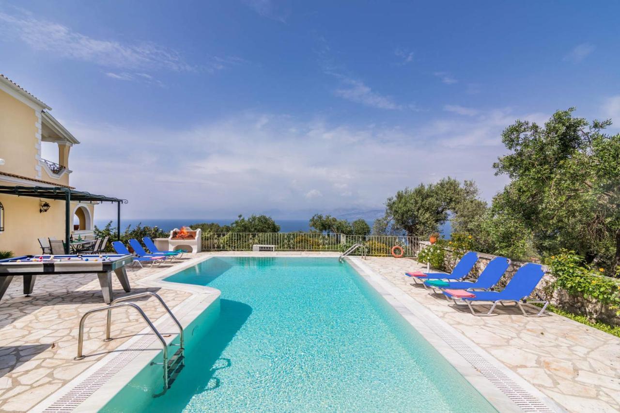 Villa Vingla By Villa Plus Kassiopi Extérieur photo