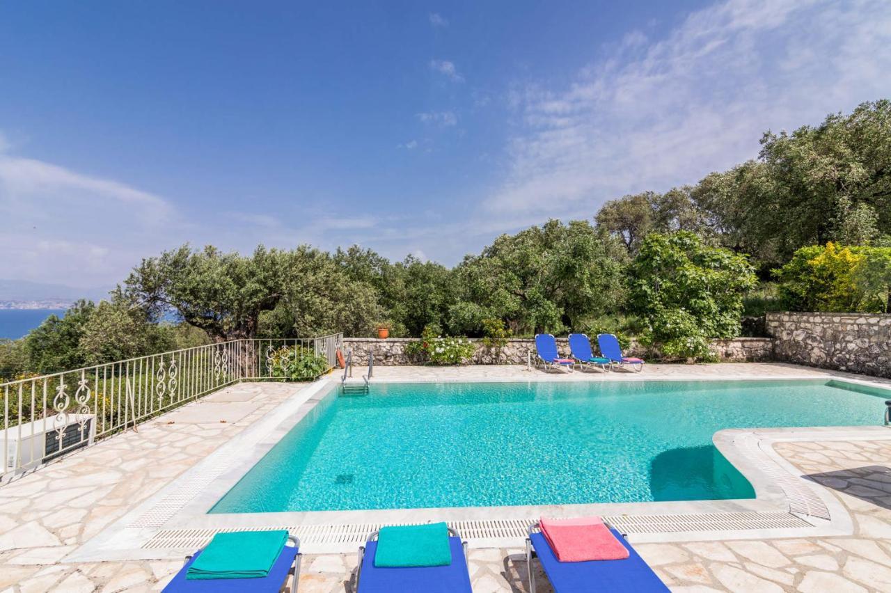 Villa Vingla By Villa Plus Kassiopi Extérieur photo